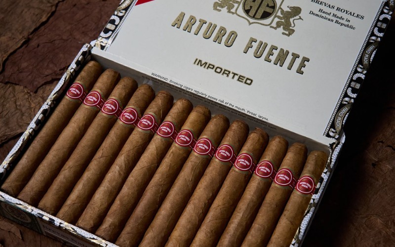 Cigar Arturo Fuente Brevas Royale sở hữu thiết kế cổ điển đầy ấn tượng