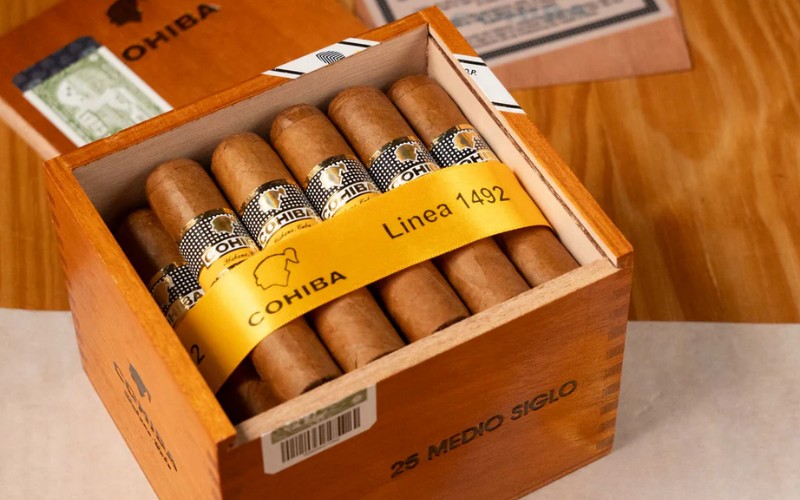 Cohiba Medio Siglo – Dòng sản phẩm đánh dấu kỷ niệm 50 năm thành lập thương hiệu Cigar Cohiba nổi tiếng