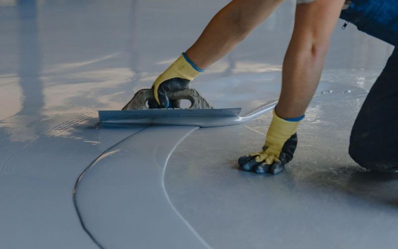 Sơn epoxy tự san phẳng