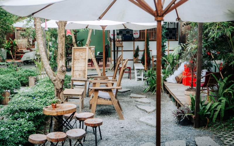 Mô hình cafe nhỏ trong ngõ